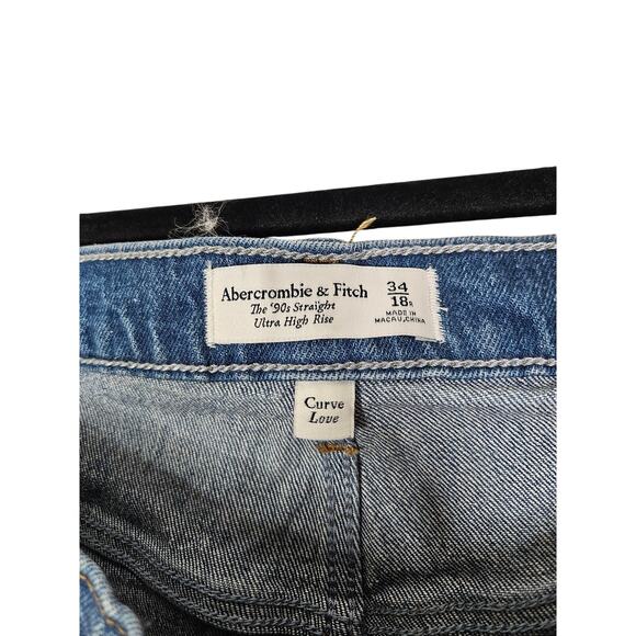 NEW Abercrombie Fitch 18 90s Straight Ultra High Rise Jeans Cross Button Casual - Picture 4 of 5